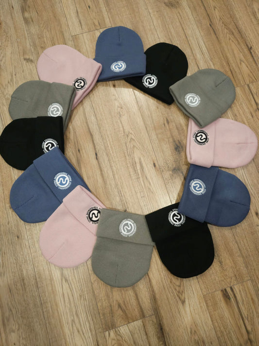 Stone Snowboards Tuque